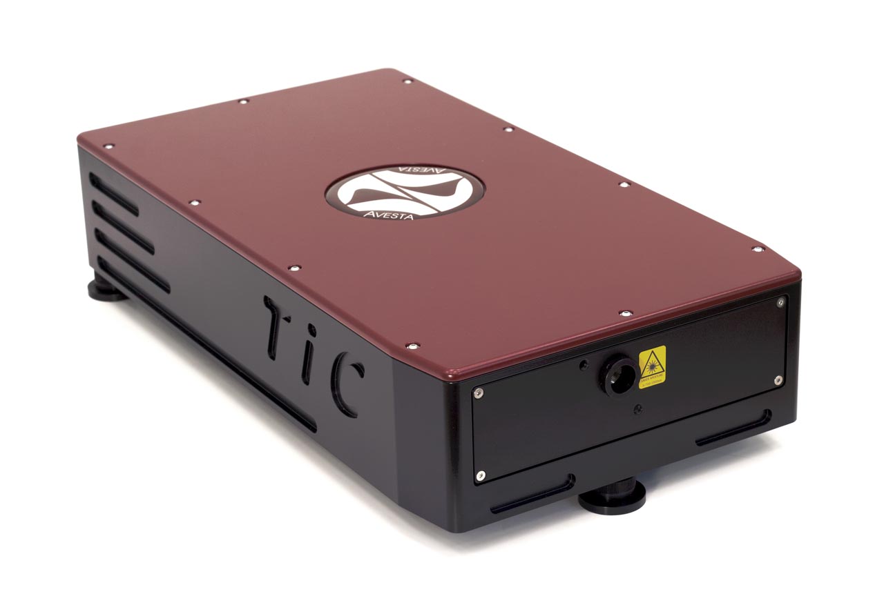 Титан-сапфировый непрерывный лазер TiC с интегрированным лазером накачки